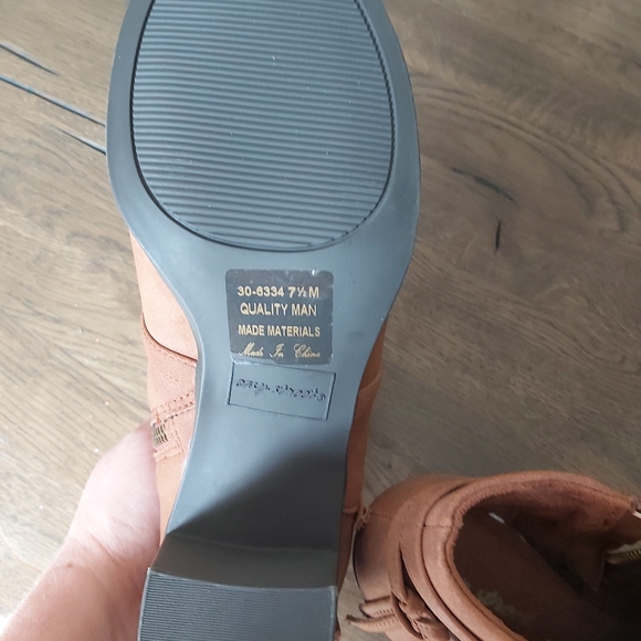 Ankle boots size 7.5 - Picture 5 of 6